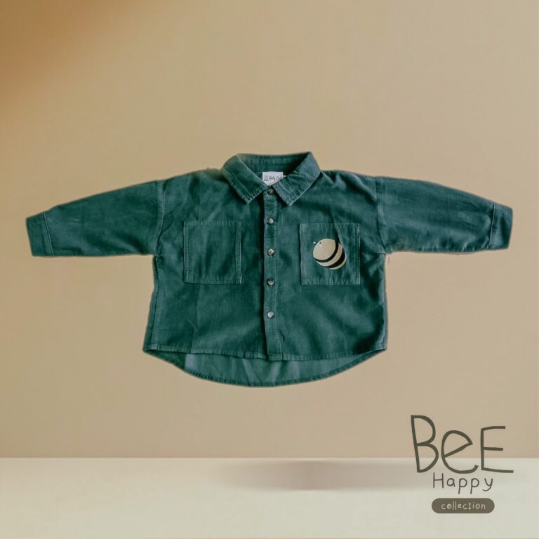 dark green corduroy shirt. Oversized long sleeves. Two front pockets and bee print on one pocket.